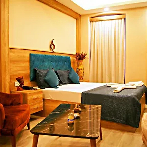 **** Hotel Destinia Pera Türkei