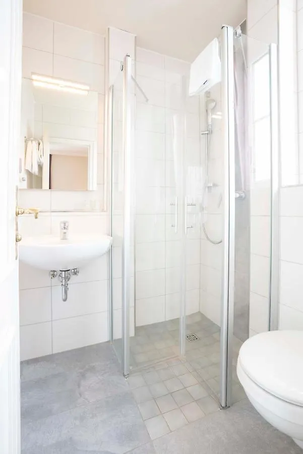 Hotel Rosenhof Bei Bamberg Kemmern 3*,